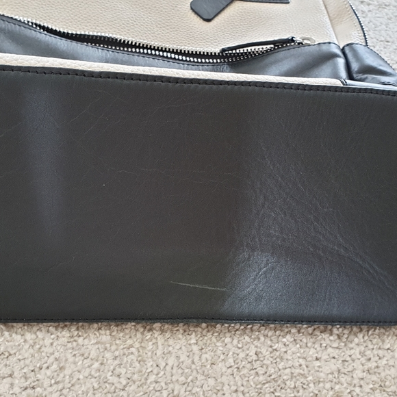 Backpack - Picture 13 of 17